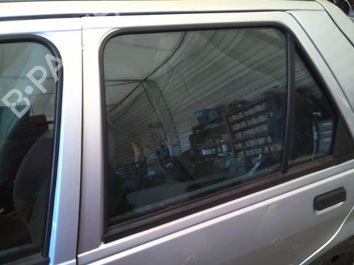 Used Rear left door window Rear left door window 39422982 39422982