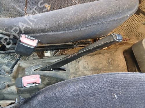Used Hand brake Hand brake RENAULT RAPID Box Body/MPV (F40_, G40_) 1.1 (46 hp) 36098067 36098067