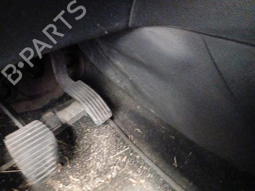 Pedal PEUGEOT 308 I (4A_, 4C_) 1.6 HDi (109 hp) 32776877