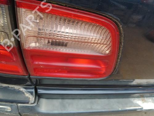 Feu de coffre gauche MERCEDES-BENZ E-CLASS T-Model (S210) E 270 T CDI (210.216) (170 hp) 31907661