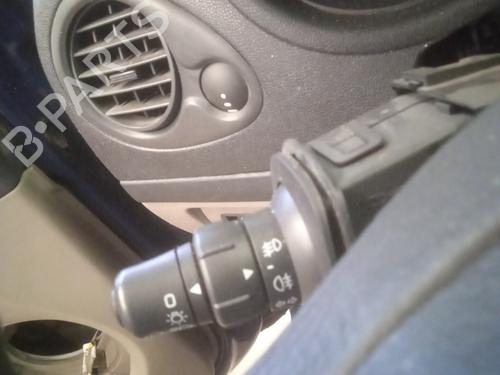 Used Switch RENAULT CLIO III (BR0/1, CR0/1) 1.5 dCi (C/BR0G, C/BR1G) (68 hp) 21533600