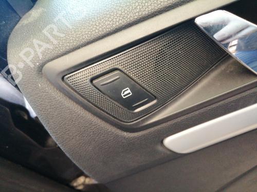 Used Right rear window switch SKODA OCTAVIA II Combi (1Z5) 2.0 TDI 4x4 (140 hp) 27654560