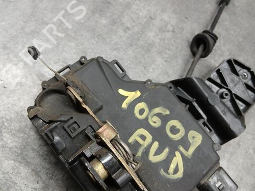 Fechadura frente direita VW BORA I (1J2) 1.9 TDI (110 hp) 30813823