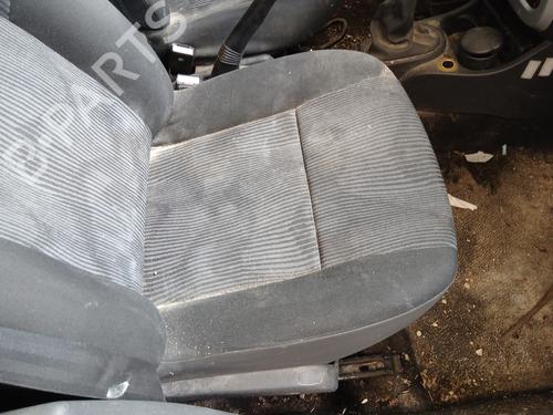 Used Right front seat Right front seat DACIA SANDERO 1.4 (BS0C, BS0A, BS0G, BS1F, BS0E) (75 hp) 32864437 32864437
