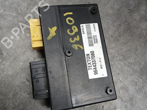 control-unit-peugeot-206-cc-2d-2000-2001-2002-2003-2004-2005-2006-2007-2008-31925088 main image