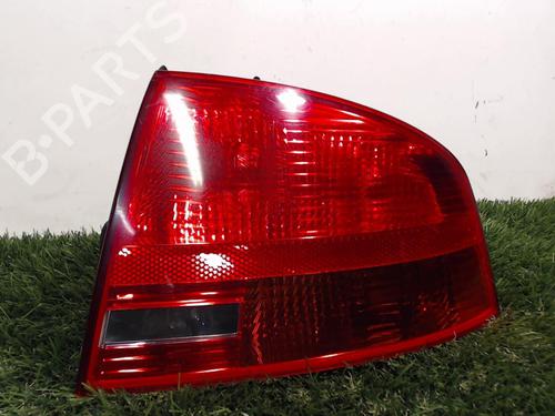 Used Right taillight AUDI A4 B7 (8EC) 1.9 TDI (116 hp) 20885725
