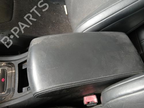 Armrest / Center console CITROËN C5 III Break (RW_) 2.2 HDi (RW4HTH) | BP29867693I20