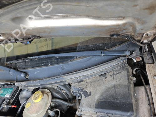 front-windshield-wiper-arm-audi-a4-b5-8d2-1994-1995-1996-1997-1998-1999-2000-2001-36010514 main image