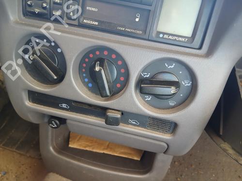 Used Climate control Climate control NISSAN MICRA II (K11) 1.0 i 16V (K11) (54 hp) 36238077 36238077