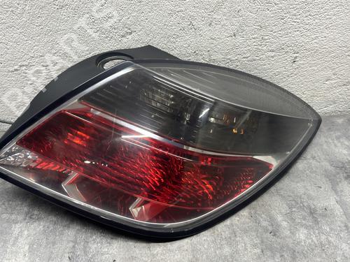 Used Right taillight OPEL ASTRA H GTC (A04) 1.8 (L08) (125 hp) 27387908