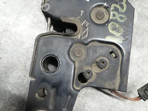 Hood lock VW TOURAN (1T1, 1T2) 1.9 TDI | BP27732183C133 