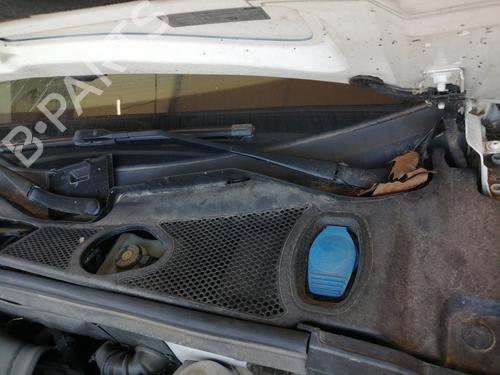 Used Front wiper motor AUDI A4 B8 (8K2) 2.0 TDI (177 hp) 27253602