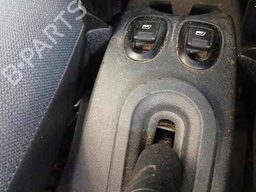 Fensterheberschalter rechts hinten für CITROËN C3 I (FC_, FN_) 1.4 16V (88 hp) 30392515