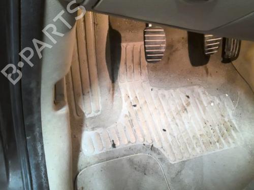 Used Clutch pedal Clutch pedal RENAULT MODUS / GRAND MODUS (F/JP0_) 1.5 dCi (FP0D, JP0D) (82 hp) 40160635 40160635