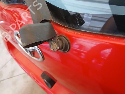 rear-windshield-wiper-arm-toyota-yaris-_p9_-2005-2006-2007-2008-2009-2010-2011-2012-2013-2014-38100904 main image