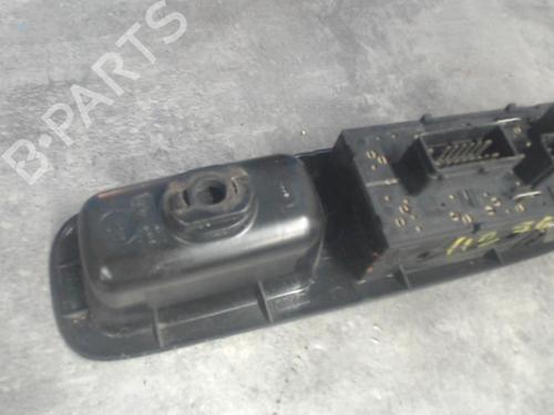 Used Left front window switch Left front window switch PEUGEOT 406 (8B) 2.0 HDI 110 (109 hp) 33116301 33116301