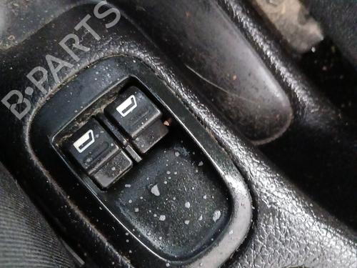 Used Left front window switch PEUGEOT 206 SW (2E/K) 1.4 HDi (68 hp) 31642114