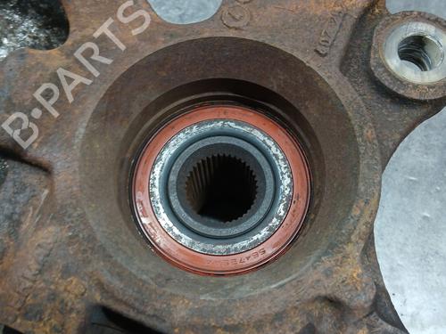 Left front steering knuckle VW TRANSPORTER T4 Van (70A, 70H, 7DA, 7DH) 2.5 TDI | BP28168181M25 