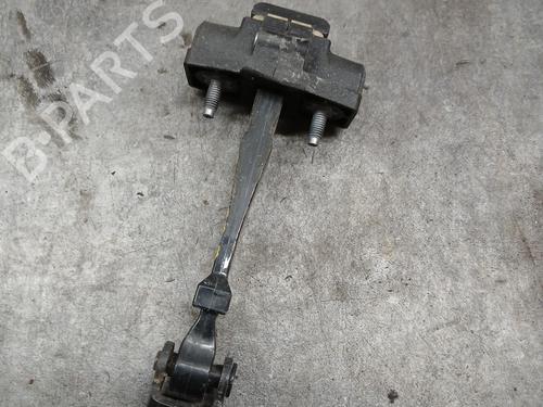 Used Hinge/Door check strap RENAULT CAPTUR I (J5_, H5_) 1.2 TCe 120 (120 hp) 29610282