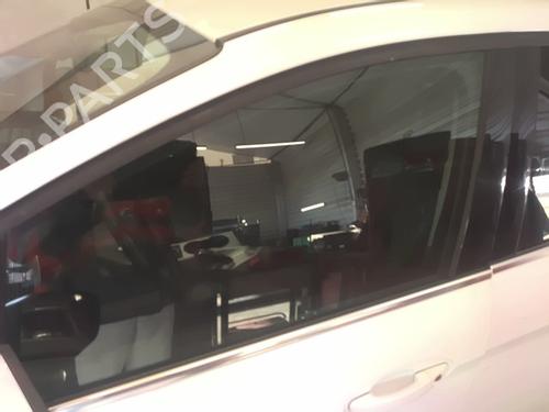 front-left-door-window-ford-c-max-ii-dxacb7-dxaceu-2010-2011-2012-2013-2014-2015-2016-2017-2018-2019-31270531 main image