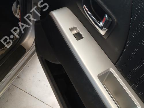 Used Right front window switch Right front window switch MAZDA 5 (CR) 2.0 CD (CR19) (110 hp) 36256356 36256356