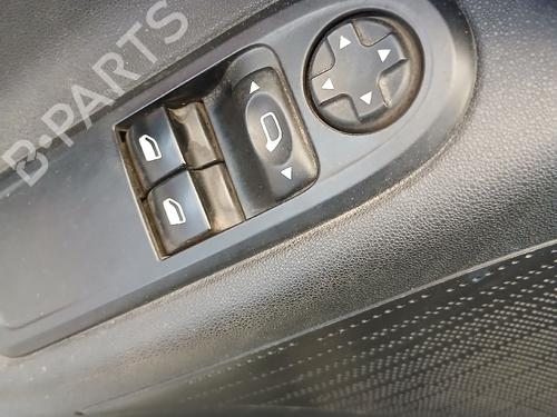 Left front window switch CITROËN C3 II (SC_) 1.1 i | BP36170422I27 - Image 3