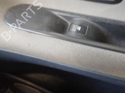 Højre fortil elrude kontakt RENAULT ESPACE IV (JK0/1_) 2.0 Turbo (JK0A, JK0B, JK0N) (163 hp) 32732137