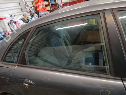 Used Rear right door window CITROËN C5 II (RC_) 1.6 HDi (RC8HZB) (109 hp) 30325782
