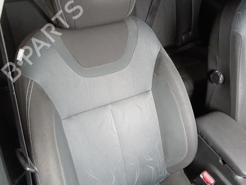 Used Right front seat Right front seat CITROËN C4 II (NC_) 1.6 HDi 115 (114 hp) 33022767 33022767