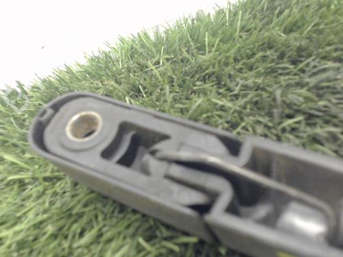 Used Rear windshield wiper arm CITROËN SAXO (S0, S1) 1.4 VTS (75 hp) 20883273