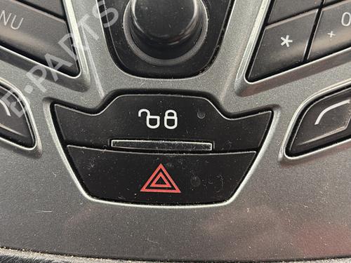 warning-switch-ford-c-max-ii-dxacb7-dxaceu-2010-2011-2012-2013-2014-2015-2016-2017-2018-2019-31270569 main image