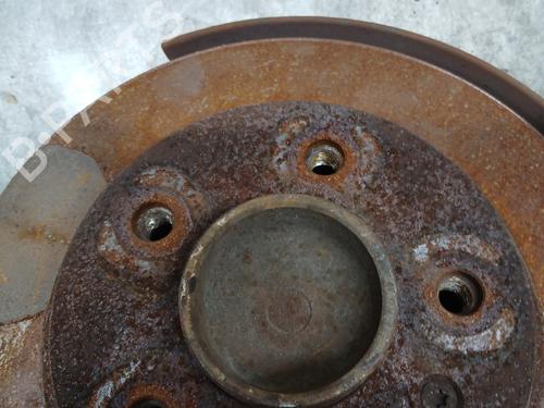 Used Right rear steering knuckle Right rear steering knuckle OPEL MERIVA A MPV (X03) 1.7 CDTI (E75) (100 hp) 36010014 36010014