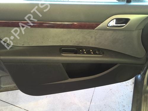 Used Front left window mechanism Front left window mechanism PEUGEOT 407 (6D_) 2.0 HDi 135 (6DRHRH, 6DRHRE, 6DRHRG, 6DRHRJ) (136 hp) 40443106 40443106