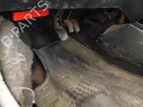 Used Clutch pedal CITROËN SAXO (S0, S1) 1.5 D (58 hp) 30392471