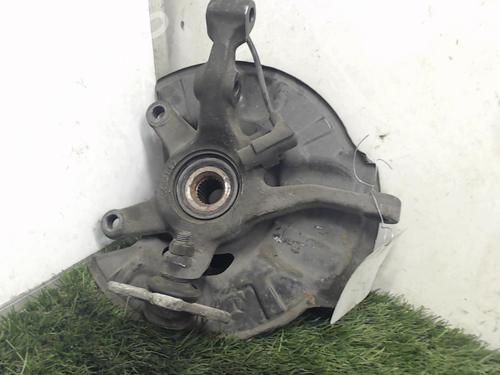 Used Left front steering knuckle Left front steering knuckle MERCEDES-BENZ A-CLASS (W168) A 140 (168.031, 168.131) (82 hp) 20885271 20885271