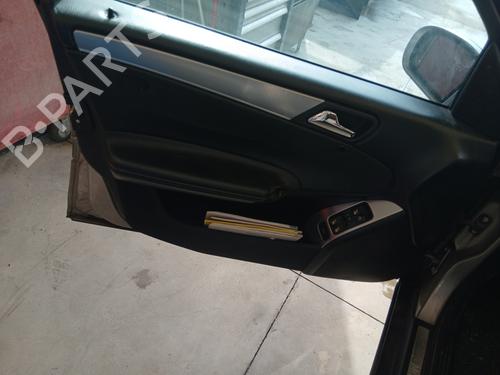 Used Front left window mechanism MERCEDES-BENZ C-CLASS (W203) C 220 CDI (203.008) (150 hp) 32113692