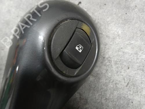 Used Right front window switch Right front window switch RENAULT MEGANE II (BM0/1_, CM0/1_) 1.5 dCi (BM02, BM13, BM2A, CM02, CM13) (101 hp) 30969046 30969046