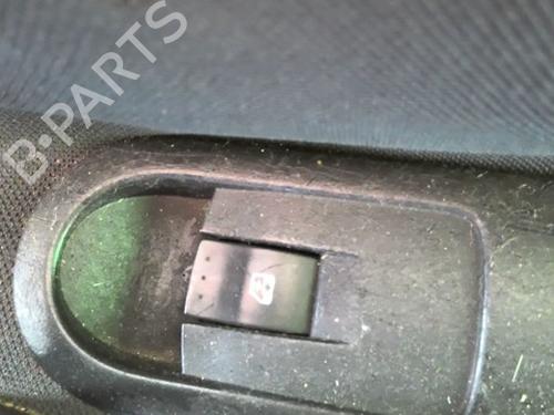 Used Right front window switch Right front window switch RENAULT SCÉNIC II (JM0/1_) 1.9 dCi (JM14) (131 hp) 39980056 39980056