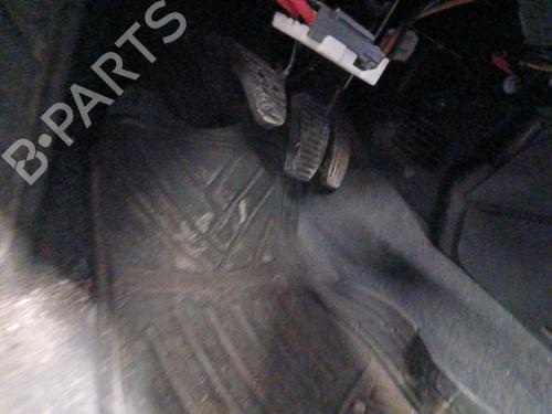 Pedal embrague CITROËN XSARA (N1) 1.9 D (68 hp) 31717765