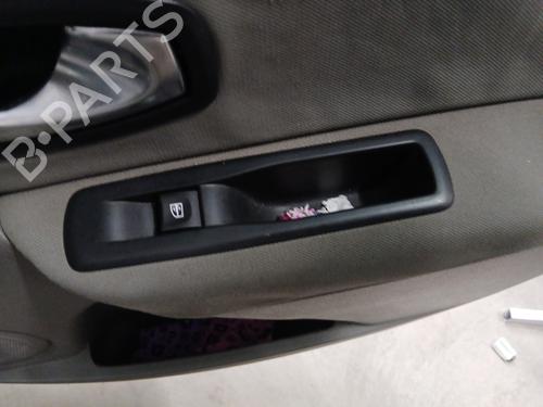 Right rear window switch RENAULT MEGANE III Hatchback (BZ0/1_, B3_) 1.5 dCi (BZ09, BZ0D, BZ1W, BZ29, BZ14) | BP28070364I28 