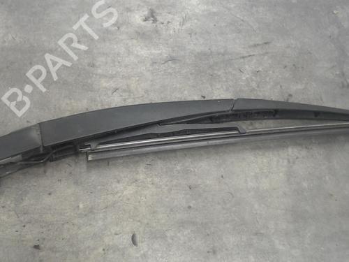 rear-windshield-wiper-arm-dacia-duster-hs_-2010-2011-2012-2013-2014-2015-2016-2017-2018-38473364 main image