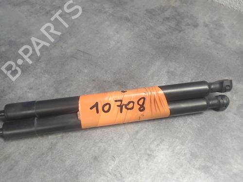 Tailgate lift support RENAULT CLIO IV (BH_) 1.5 dCi 90 | BP26740742C138 