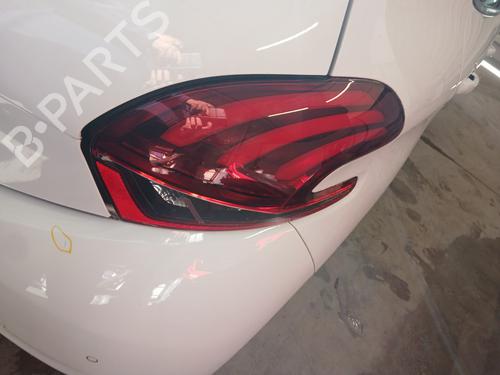 Used Right taillight PEUGEOT 208 I (CA_, CC_) 1.2 VTI 82 (82 hp) 31883537