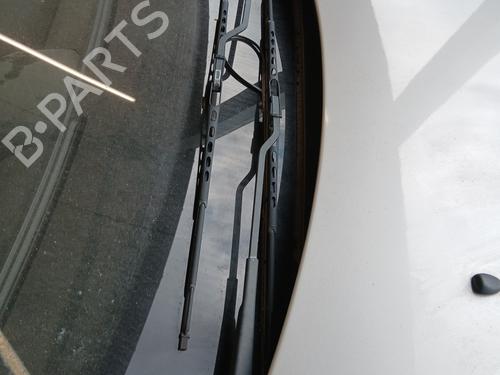 Used Front windshield wiper arm PEUGEOT 307 (3A/C) 2.0 HDi 135 (136 hp) 30392541