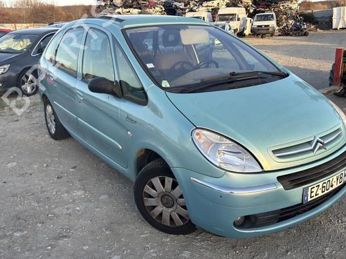 Left headlight CITROËN XSARA PICASSO (N68) 1.6 HDi | BP24799110C28 