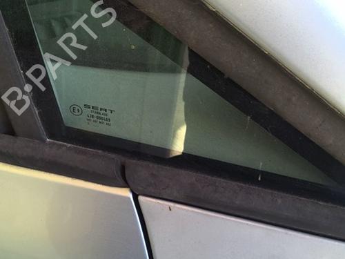 front-right-quarter-glass-seat-leon-1p1-2005-2006-2007-2008-2009-2010-2011-2012-2013-38766879 main image