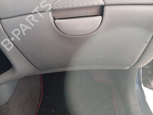Used Glove box Glove box TOYOTA YARIS (_P1_) 1.4 D-4D (NLP10_, NLP10R) (75 hp) 33116272 33116272
