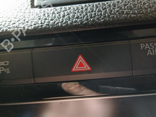 Used Warning switch Warning switch VW TOUAREG (7P5, 7P6) 3.0 V6 TDI (240 hp) 32315180 32315180