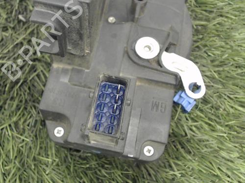 Fechadura frente direita Fechadura frente direita RENAULT TRAFIC II Van (FL) 1.9 dCi 80 (FL0B) (82 hp) 20887073 20887073