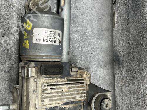 Used Front wiper motor Front wiper motor VW TOURAN (1T1, 1T2) 1.9 TDI (100 hp) 33688788 33688788